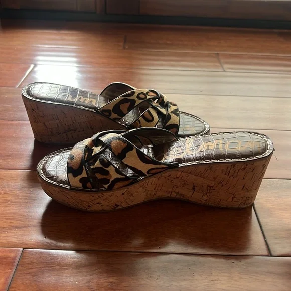 Sam Edelman Leopard Print Sandals - Picture 8 of 8